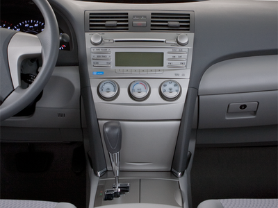 2011 Toyota Camry LE Front Wheel Drive Automatic