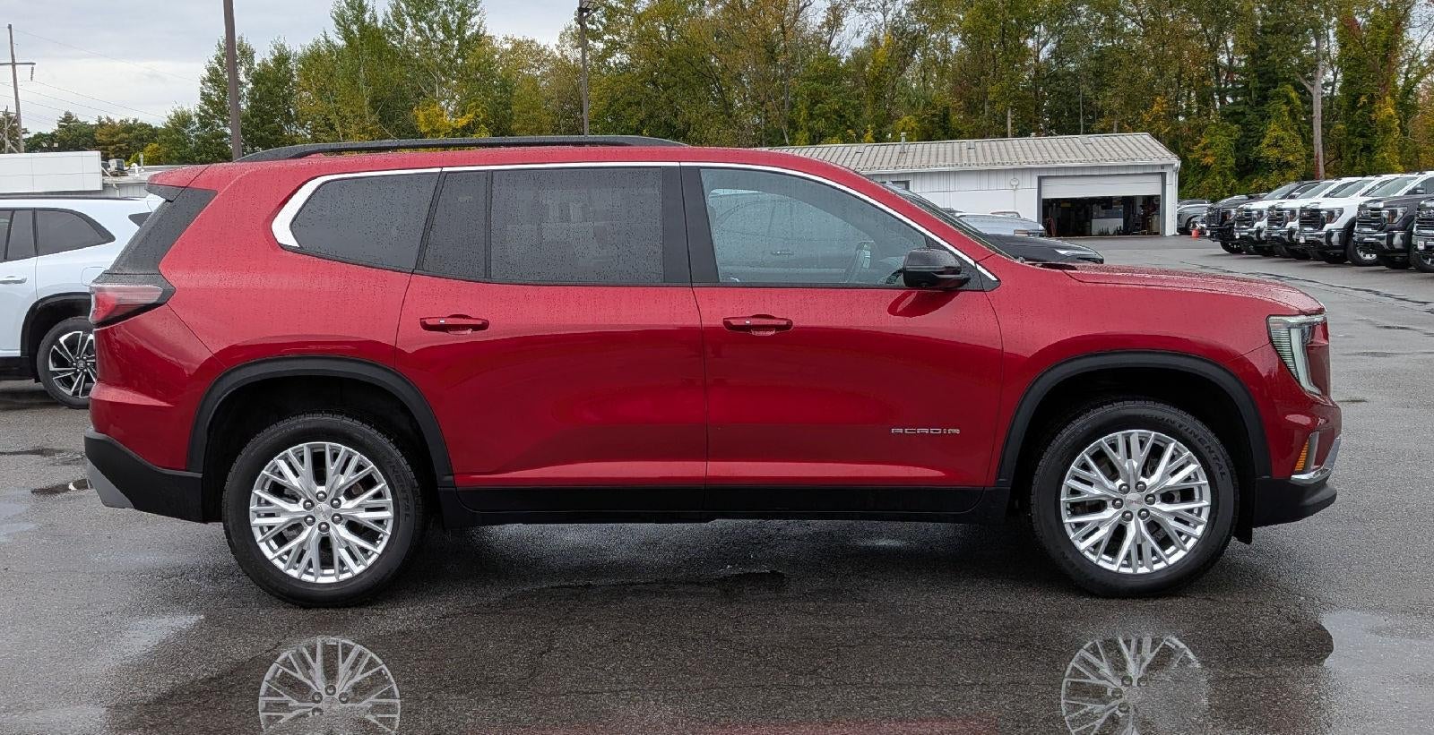 2024 GMC Acadia Elevation