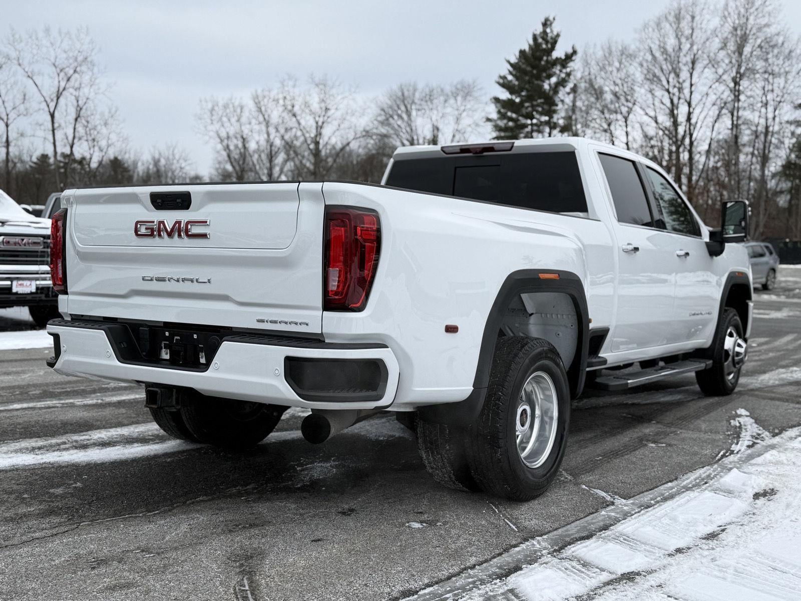 2023 GMC Sierra 3500 HD Denali