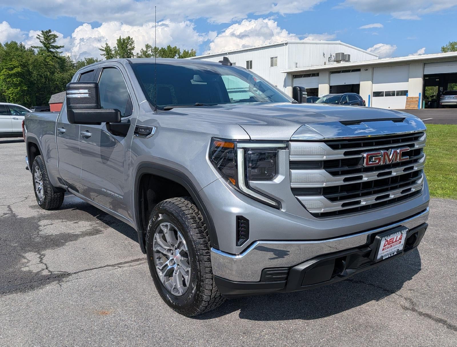 2023 GMC Sierra 1500 SLE