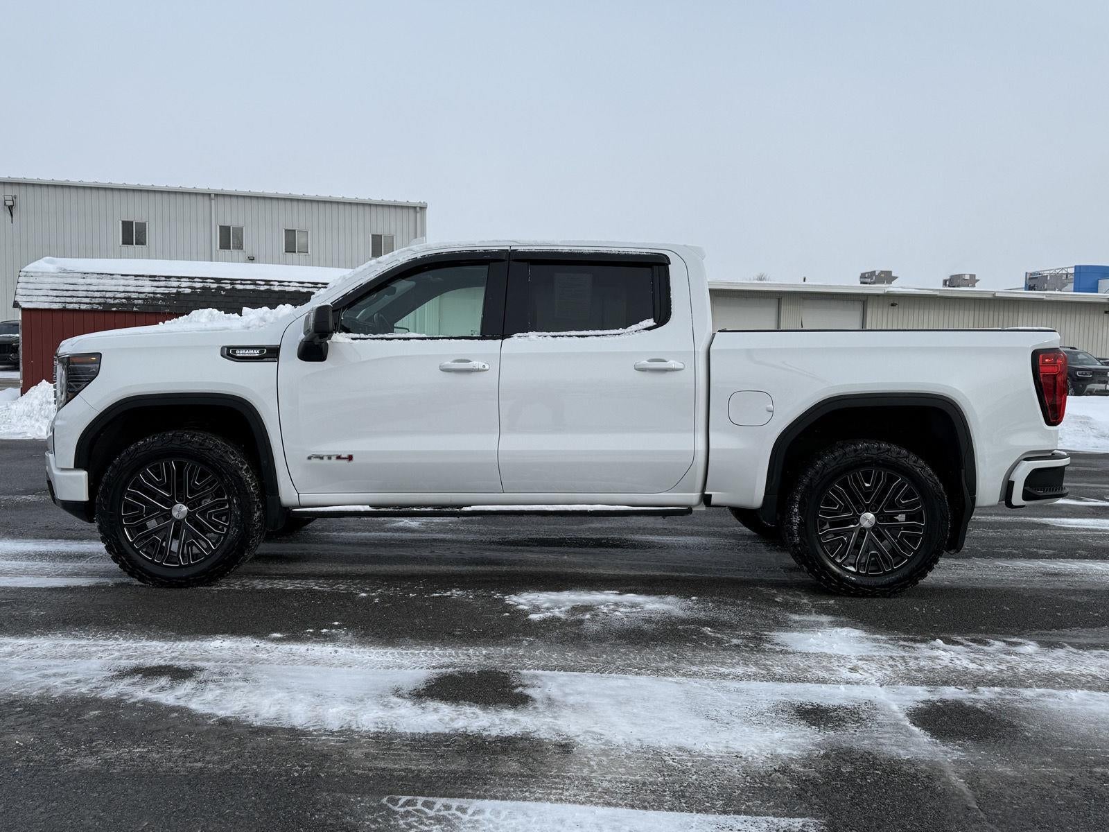 2023 GMC Sierra 1500 AT4