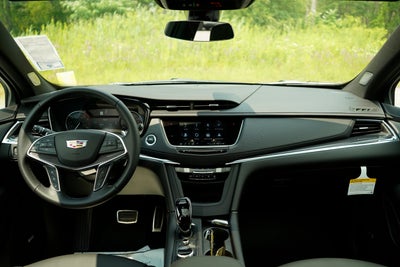 2024 Cadillac XT5 Sport