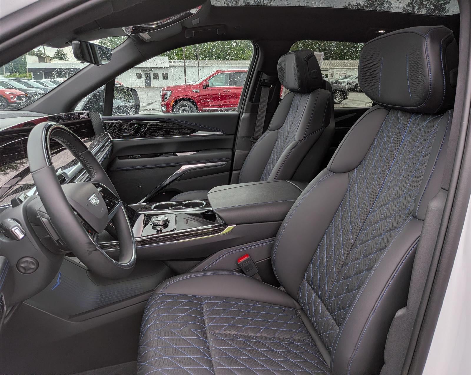 2025 Cadillac ESCALADE IQ Sport 1