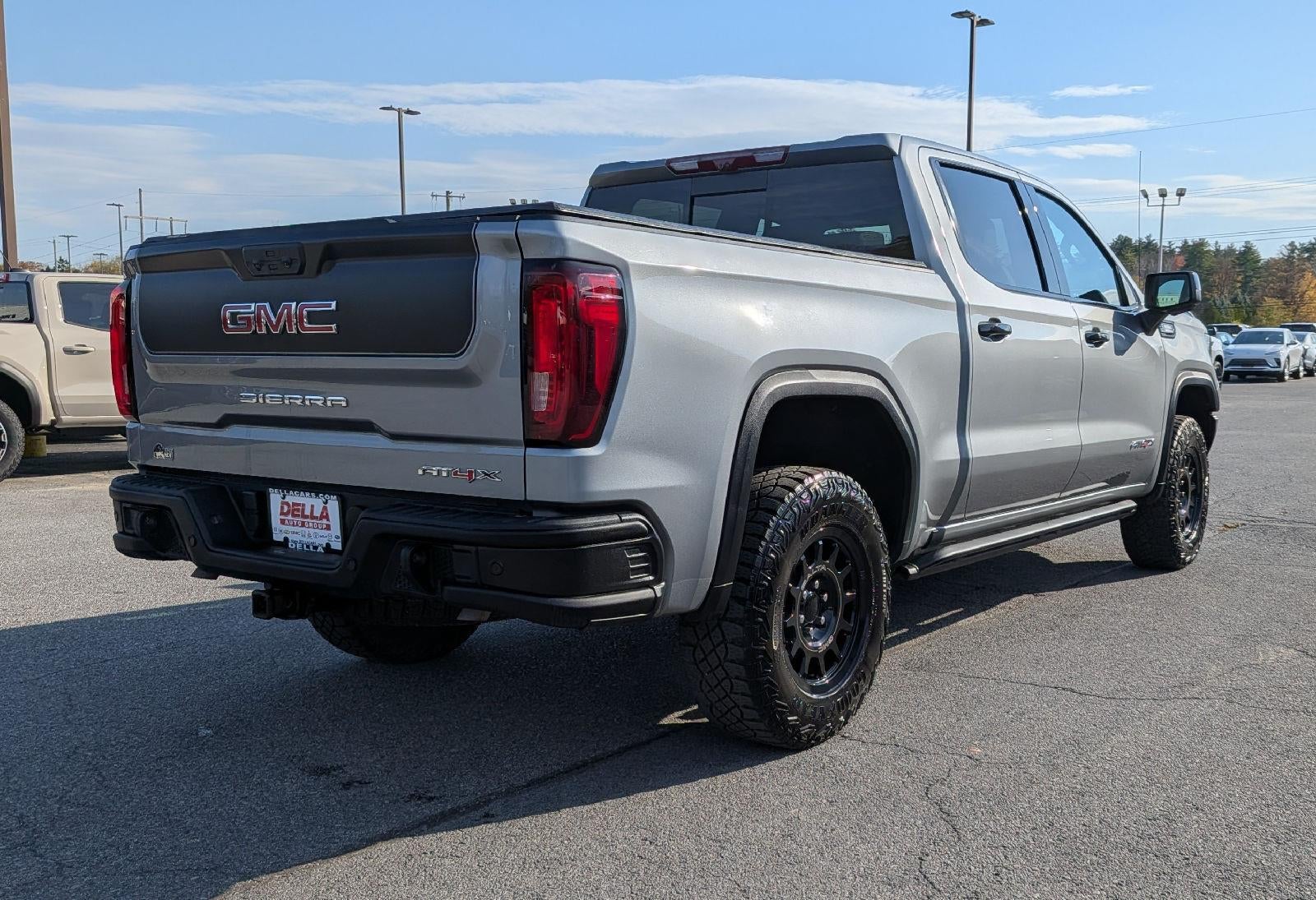 2024 GMC Sierra 1500 AT4X