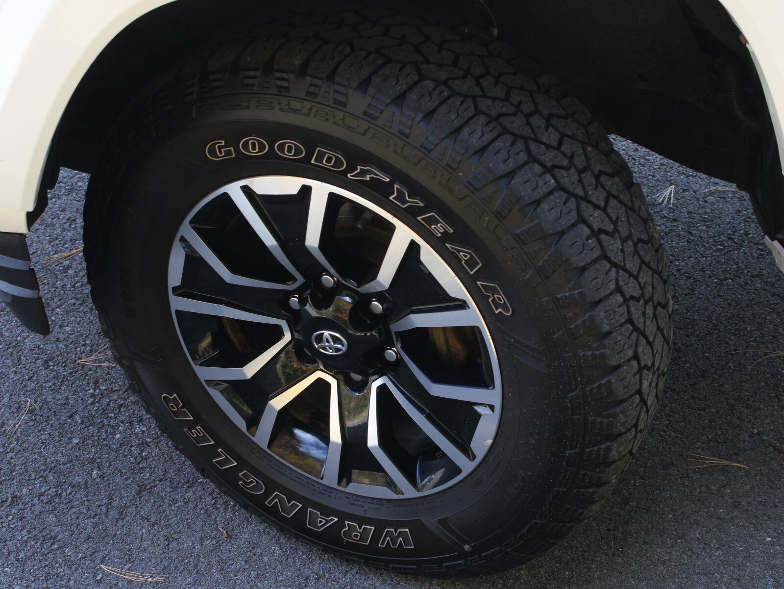 2022 Toyota Tacoma TRD Sport
