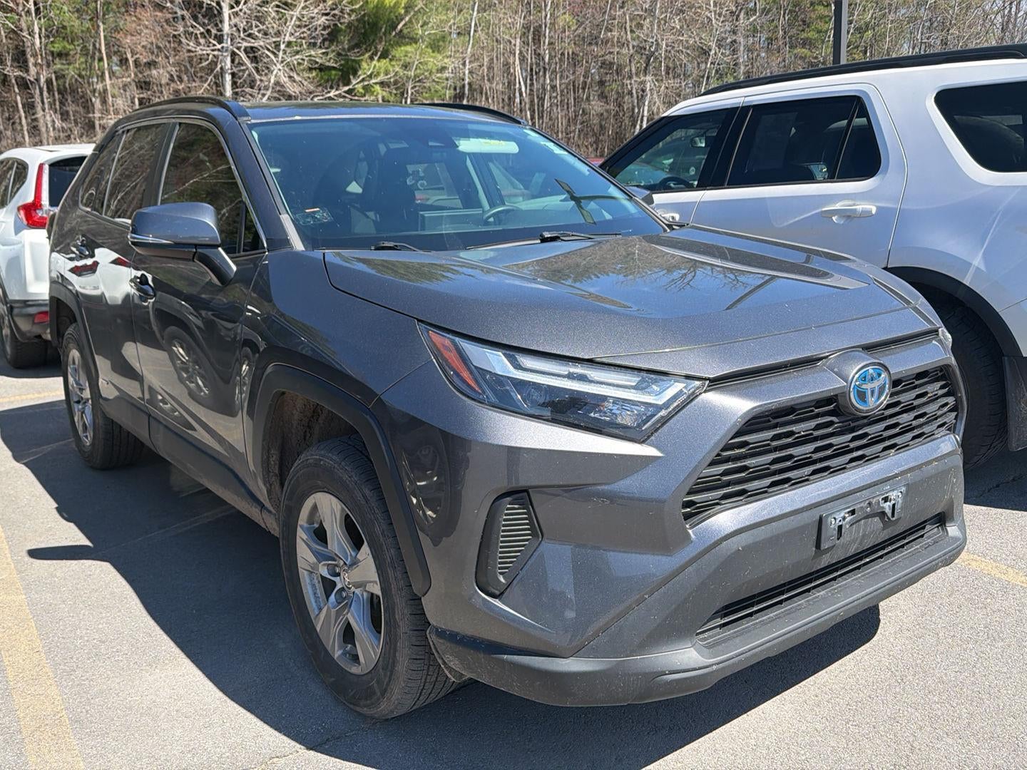2022 Toyota RAV4 Hybrid XLE