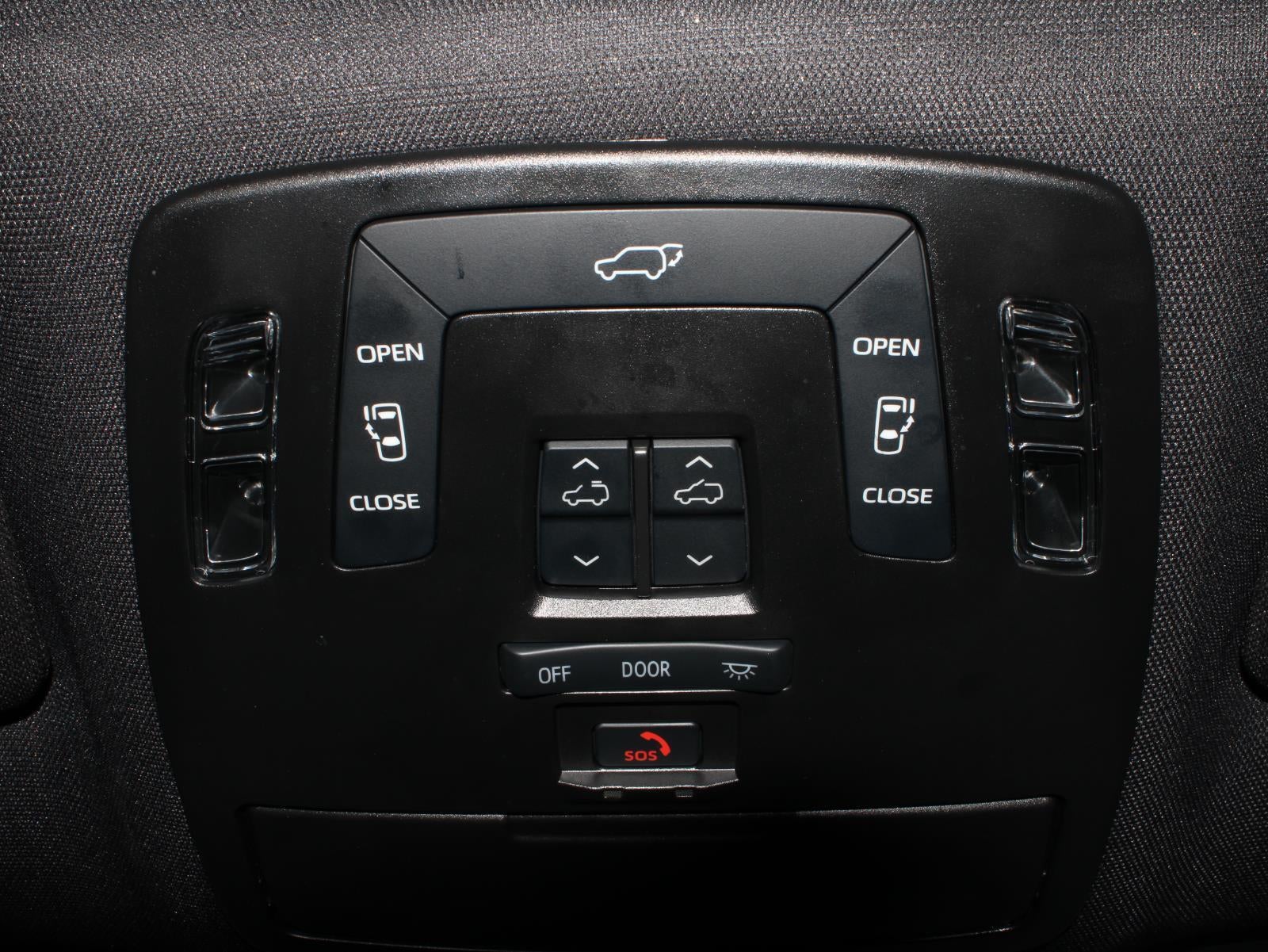 2025 Toyota Sienna Woodland Edition