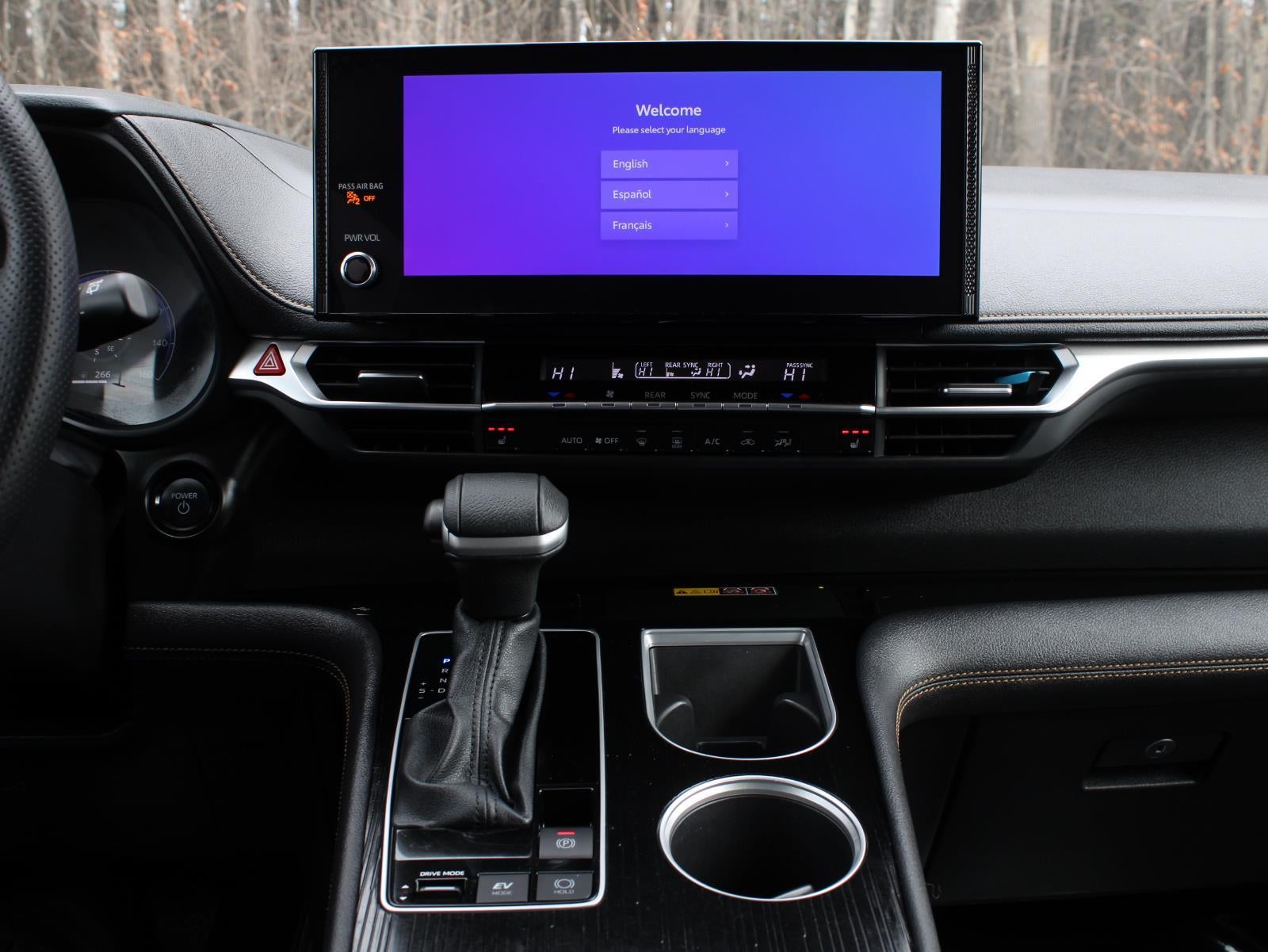 2025 Toyota Sienna Woodland Edition