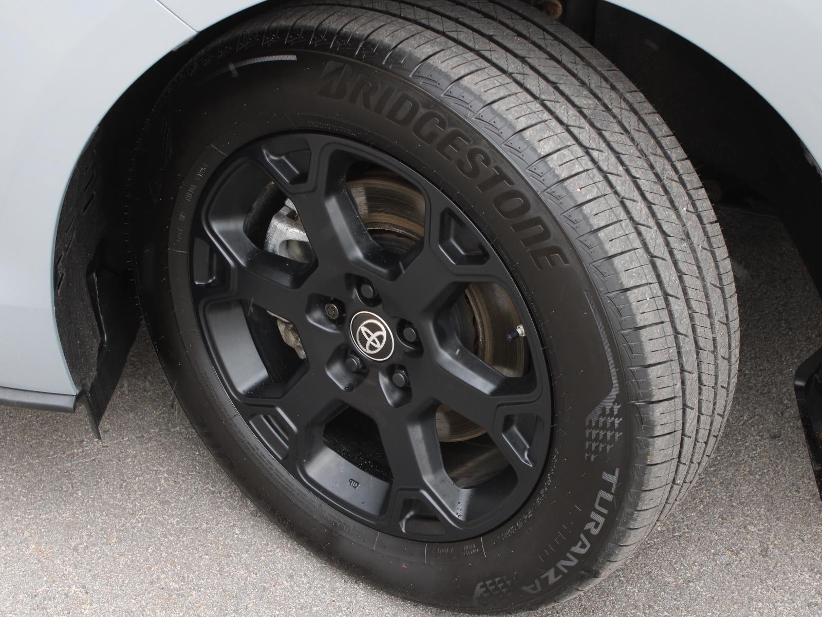 2025 Toyota Sienna Woodland Edition