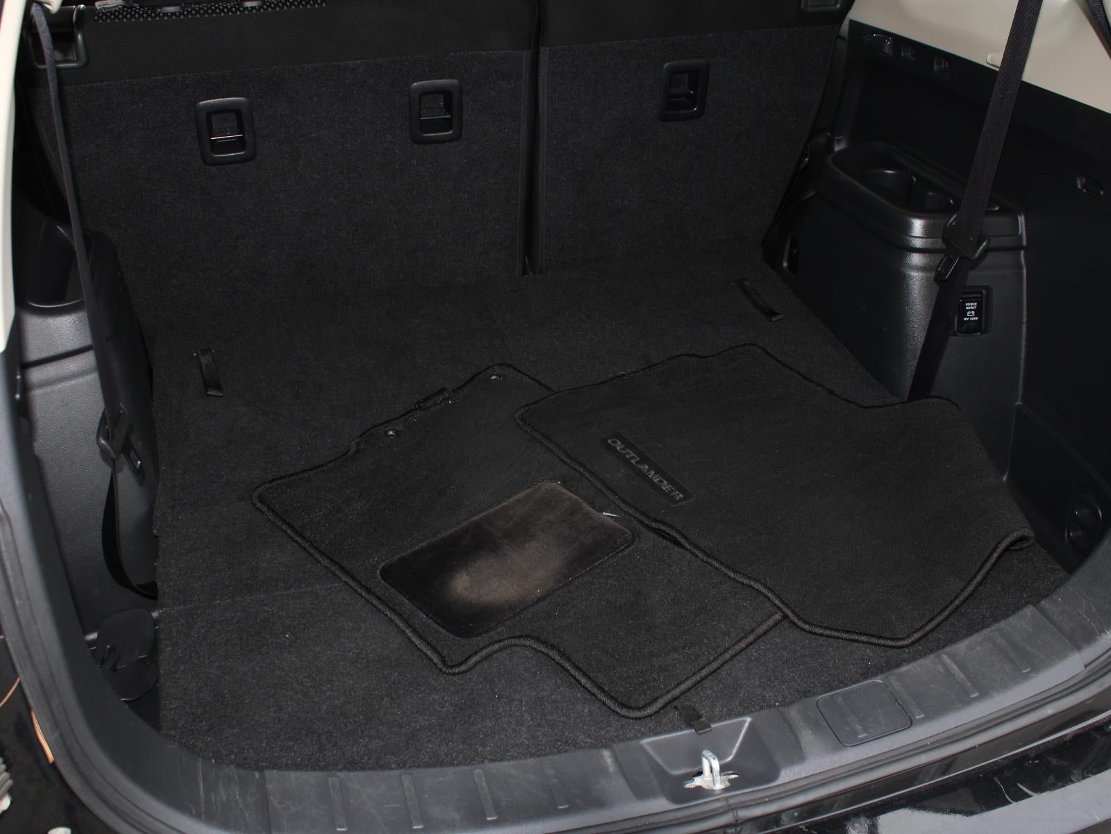 2017 Mitsubishi Outlander ES