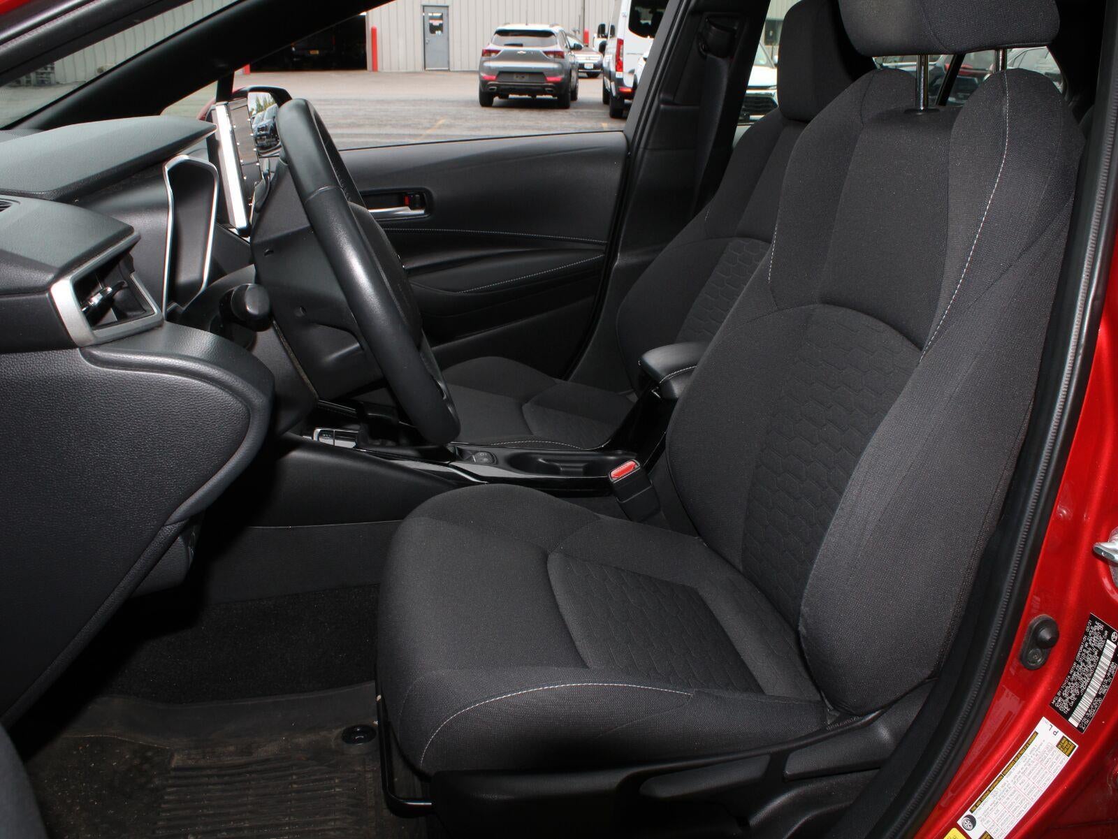 2021 Toyota Corolla Hatchback SE