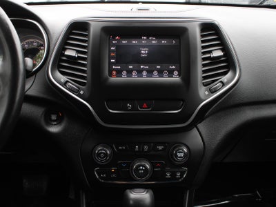 2019 Jeep Cherokee Latitude Plus Four Wheel Drive 9-SPEED 948TE AUTOMATIC
