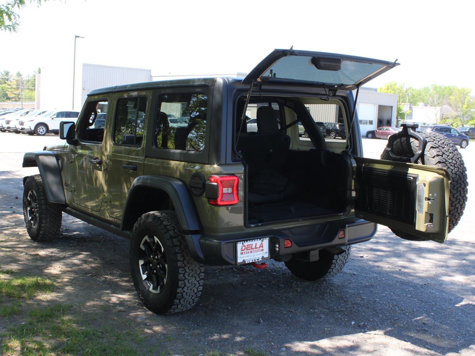 2025 Jeep Wrangler Rubicon Four Wheel Drive 8-SPEED AUTOMATIC (850RE)