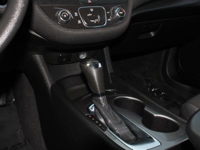 2018 Chevrolet Malibu LS Front Wheel Drive 6-SPEED AUTOMATIC