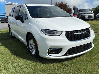2025 Chrysler Pacifica Select Front Wheel Drive 9-SPEED 948TE AUTOMATIC