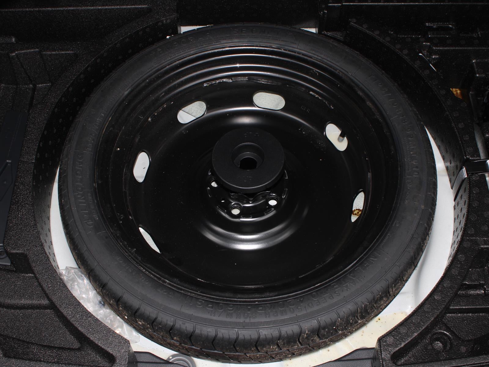 2024 Volkswagen Taos SE All Wheel Drive Auto-Shift Manual