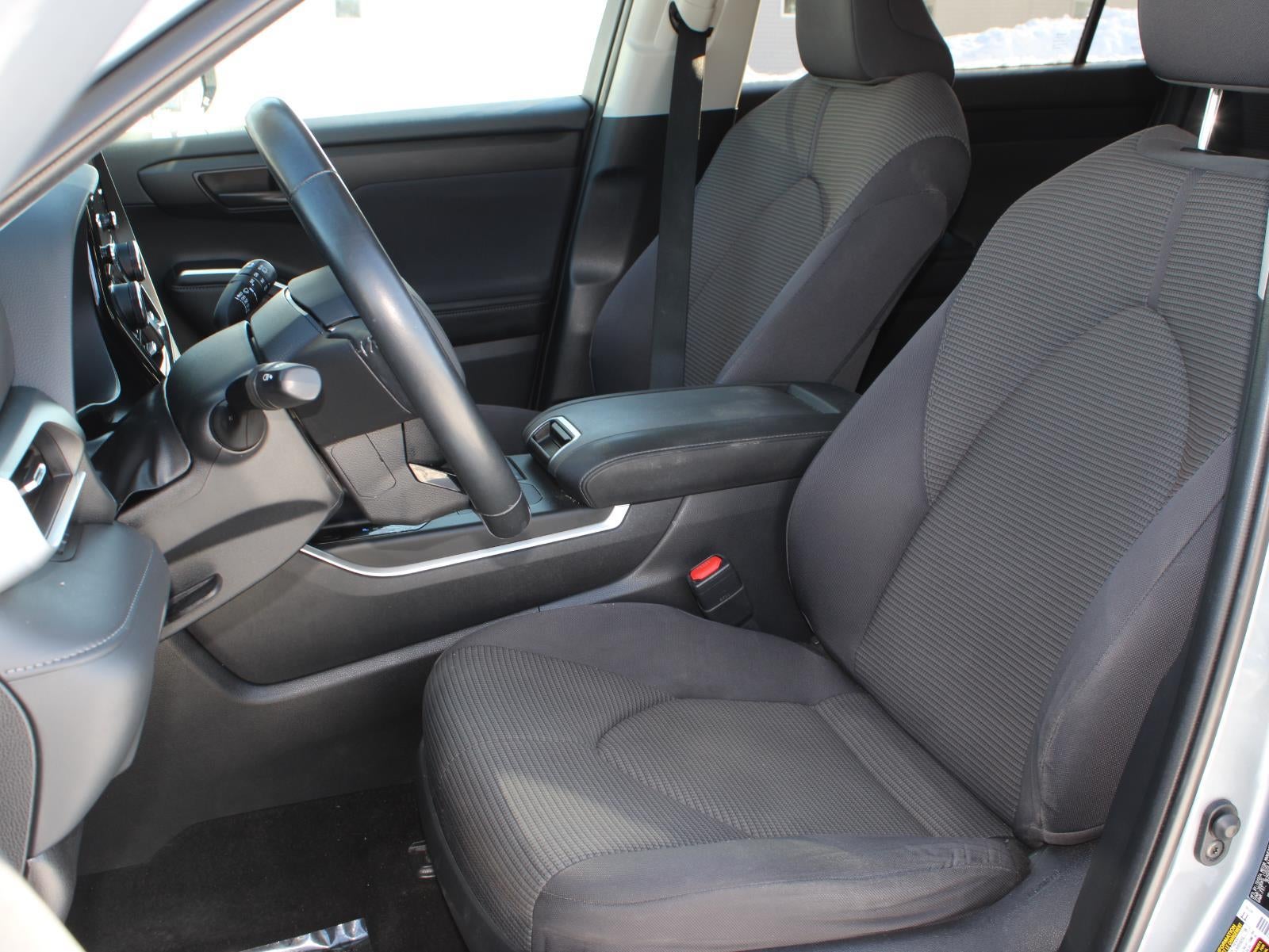 2020 Toyota Highlander LE All Wheel Drive Automatic