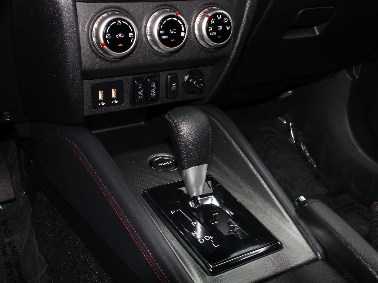 2025 Mitsubishi Outlander Sport ES Four Wheel Drive CVT