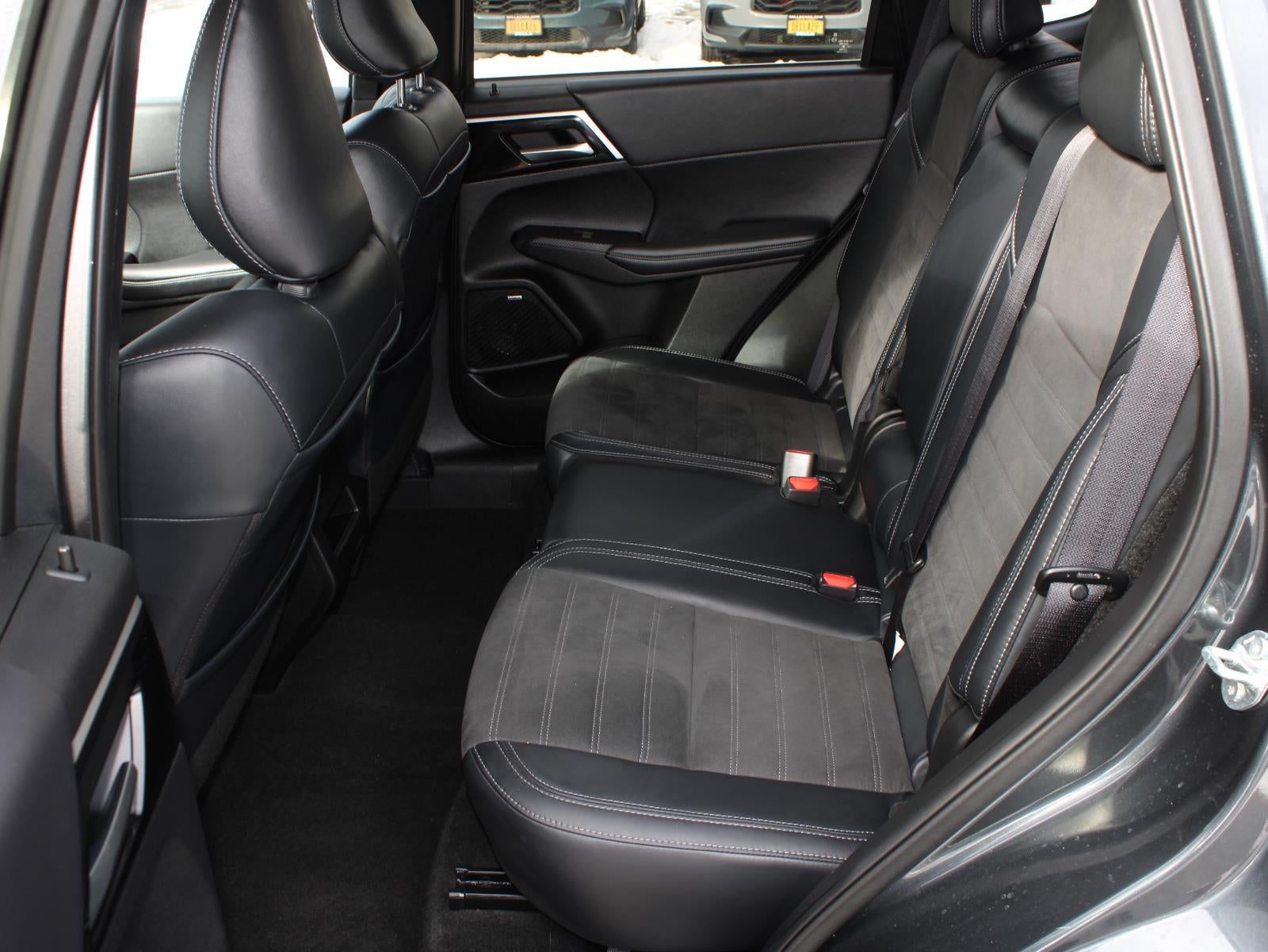 2025 Mitsubishi Outlander SE All Wheel Drive CVT