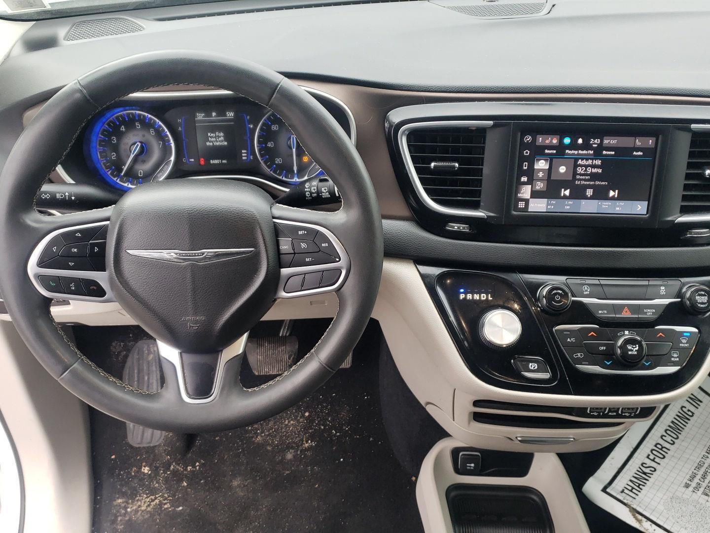 2022 Chrysler Voyager LX