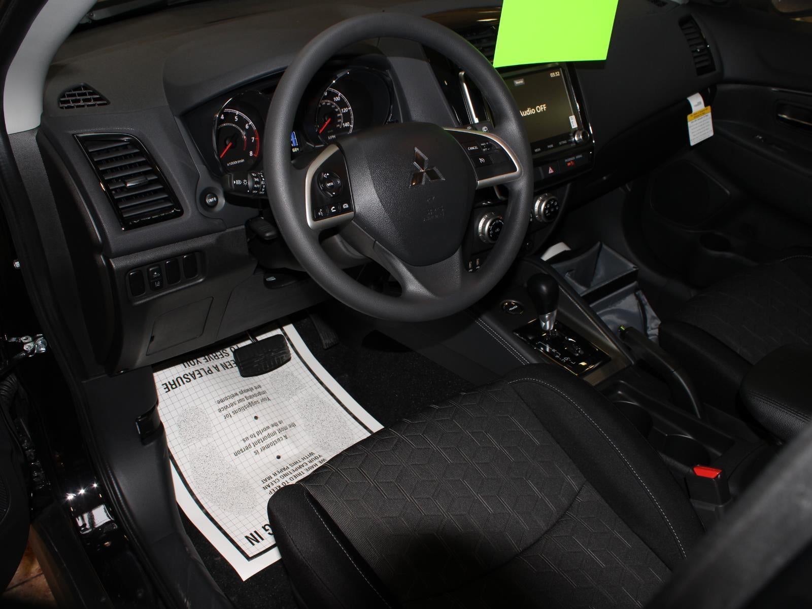 2026 Mitsubishi Outlander Sport ES