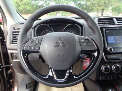 2026 Mitsubishi Outlander Sport LE
