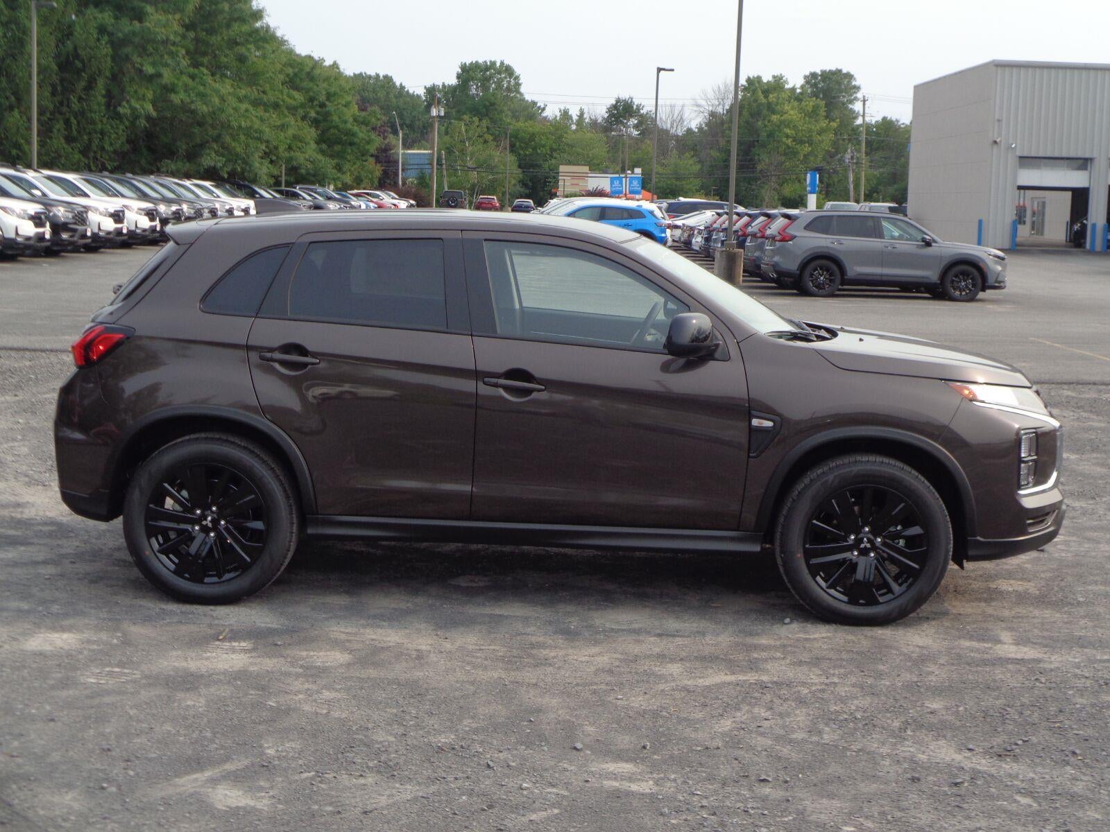 2026 Mitsubishi Outlander Sport LE