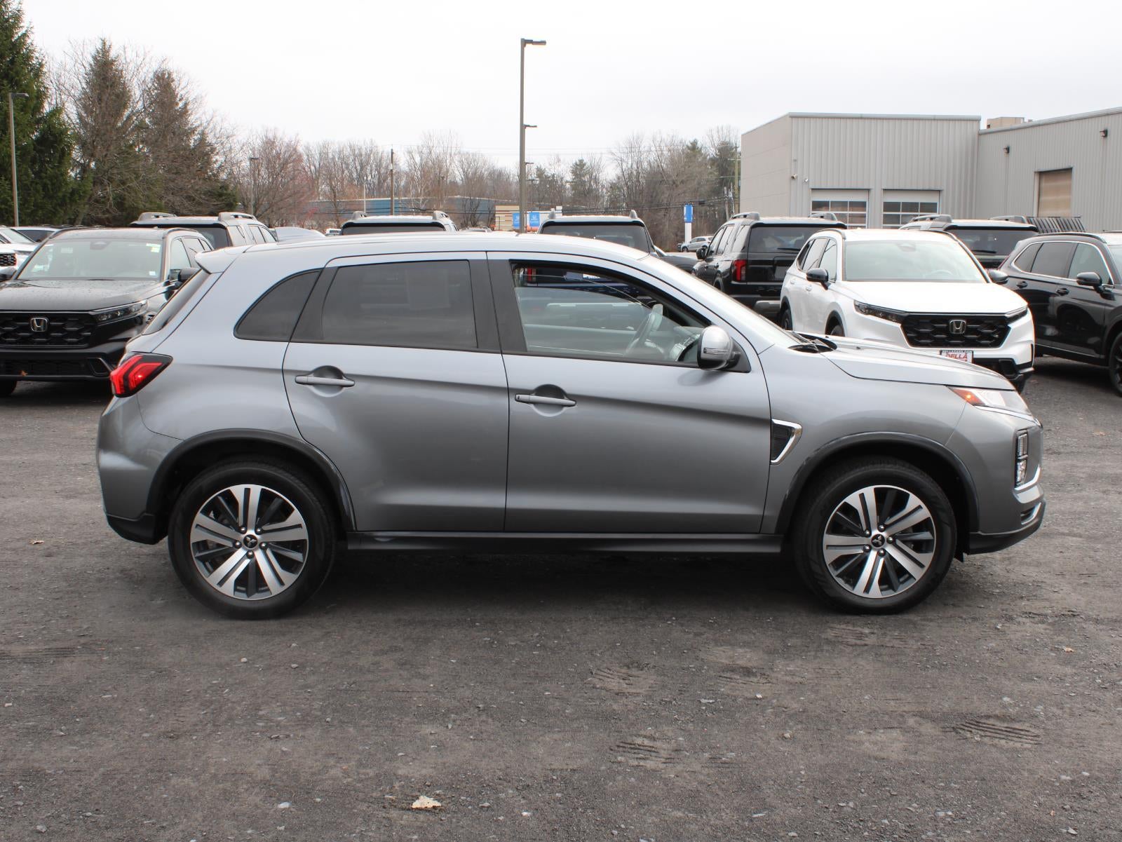 2024 Mitsubishi Outlander Sport SE