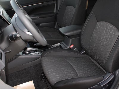 2026 Mitsubishi Outlander Sport ES