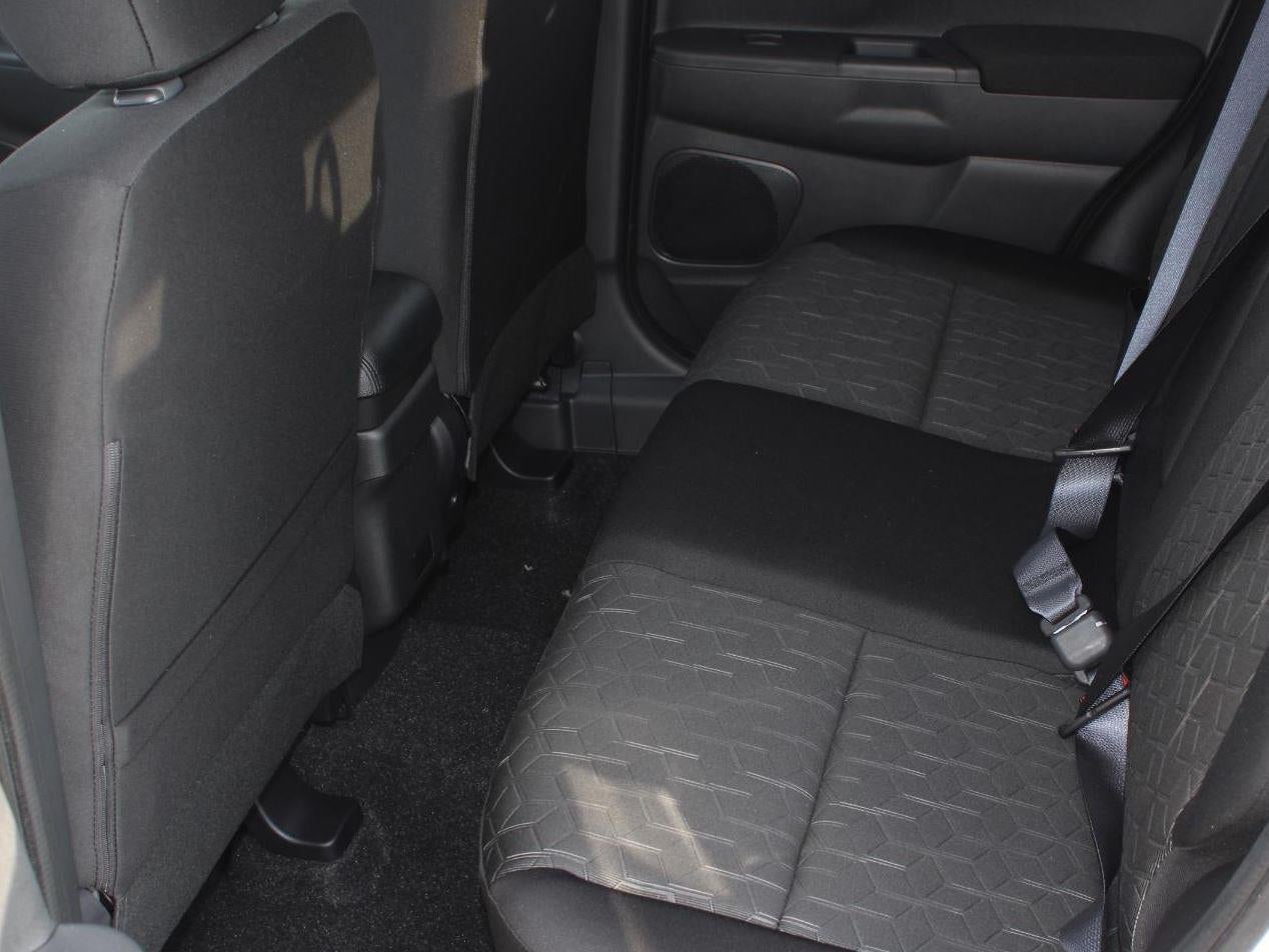 2026 Mitsubishi Outlander Sport ES