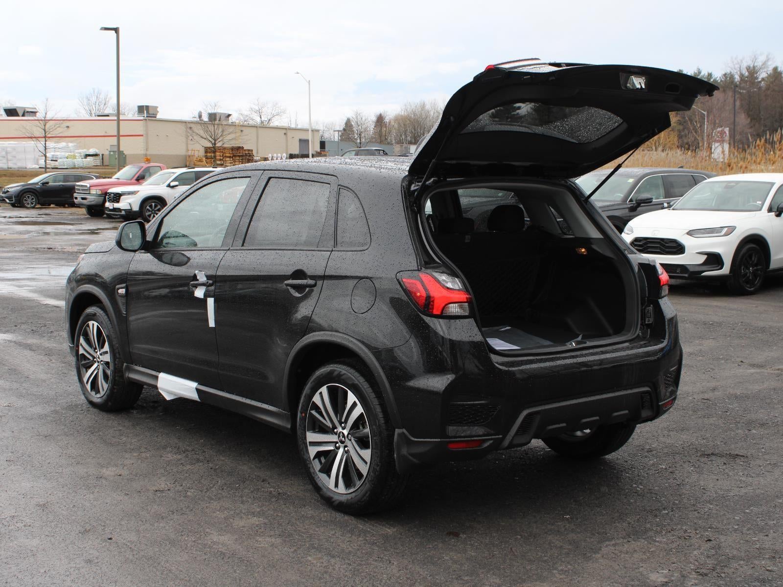 2026 Mitsubishi Outlander Sport ES