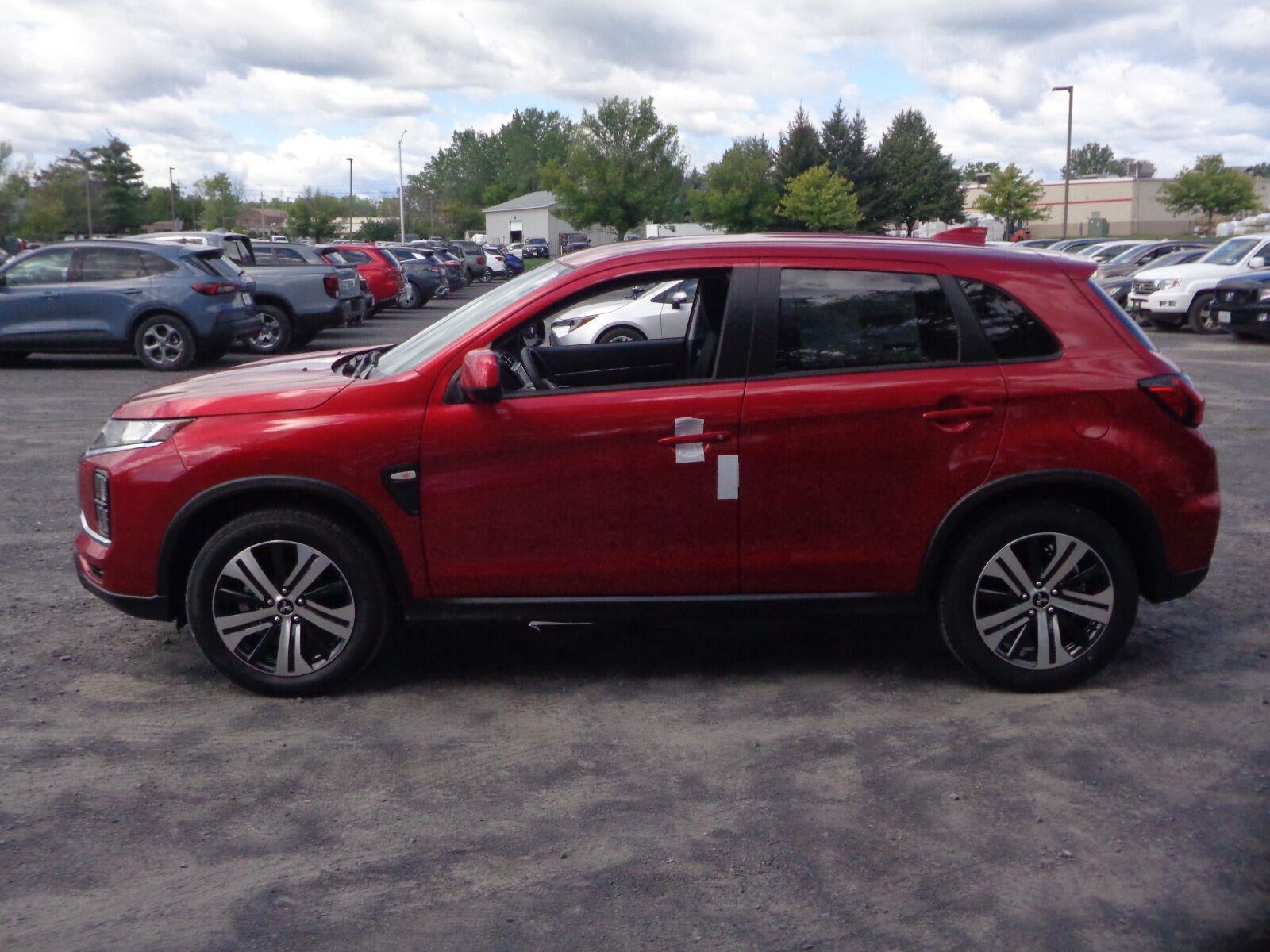 2026 Mitsubishi Outlander Sport ES