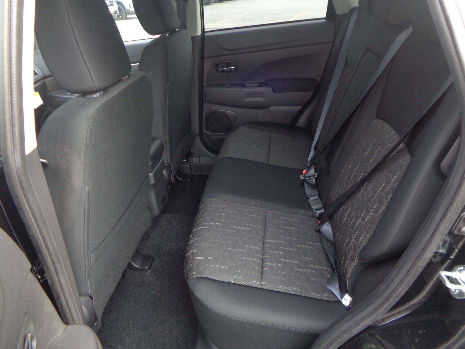 2026 Mitsubishi Outlander Sport ES