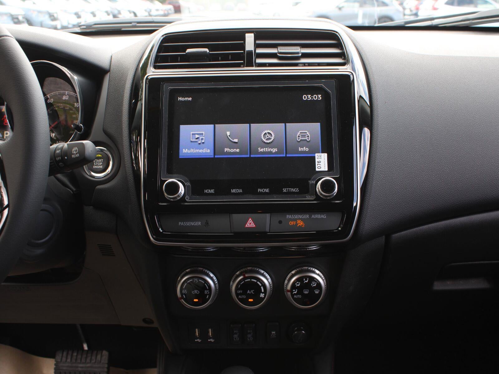 2027 Mitsubishi Outlander Sport SE
