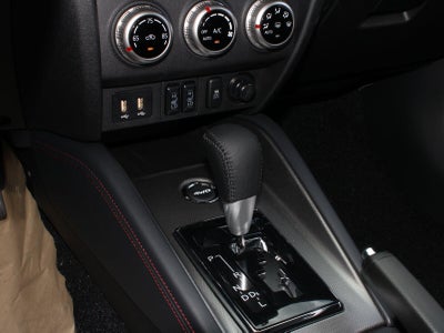 2027 Mitsubishi Outlander Sport SE