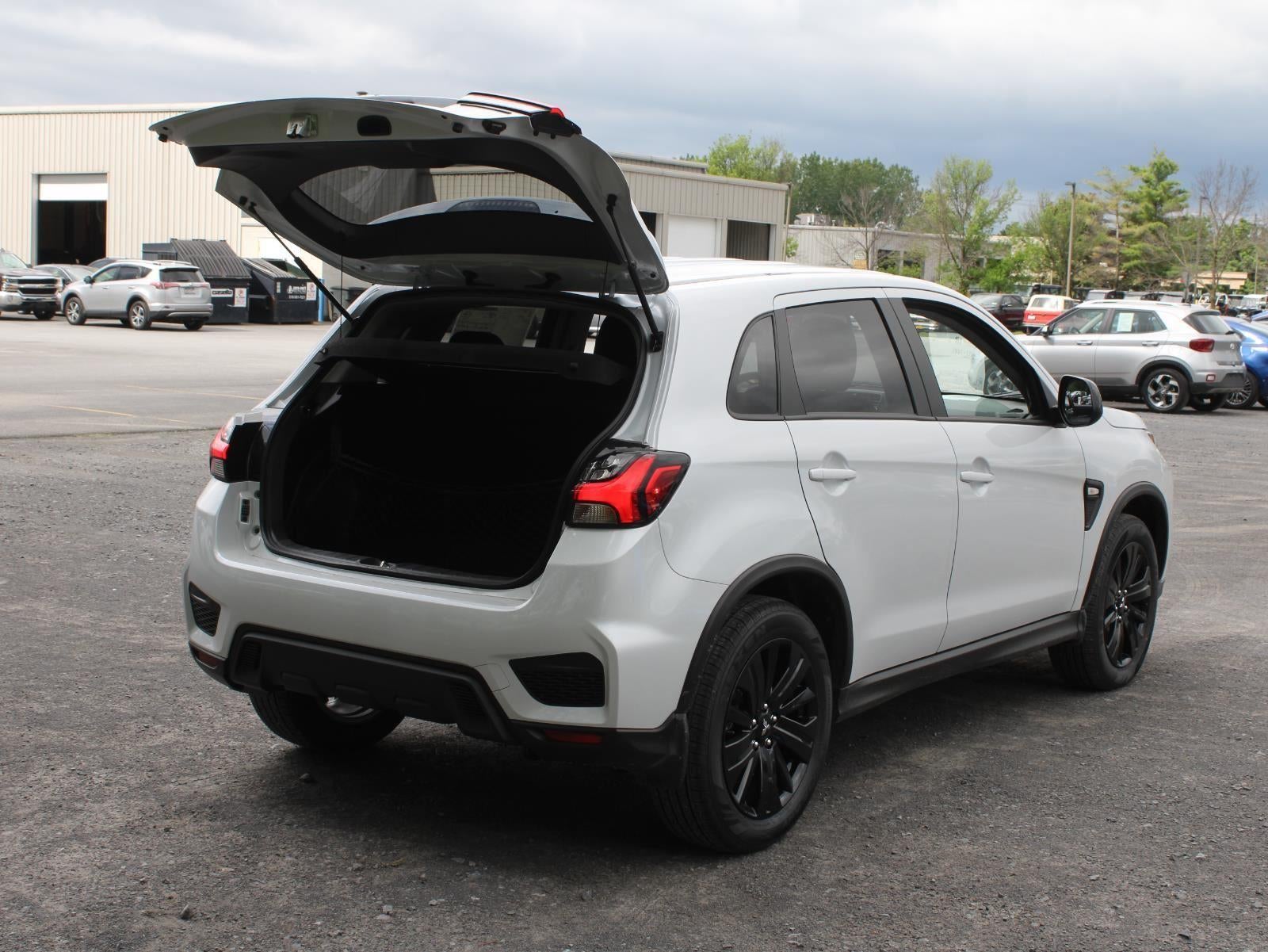 2026 Mitsubishi Outlander Sport LE
