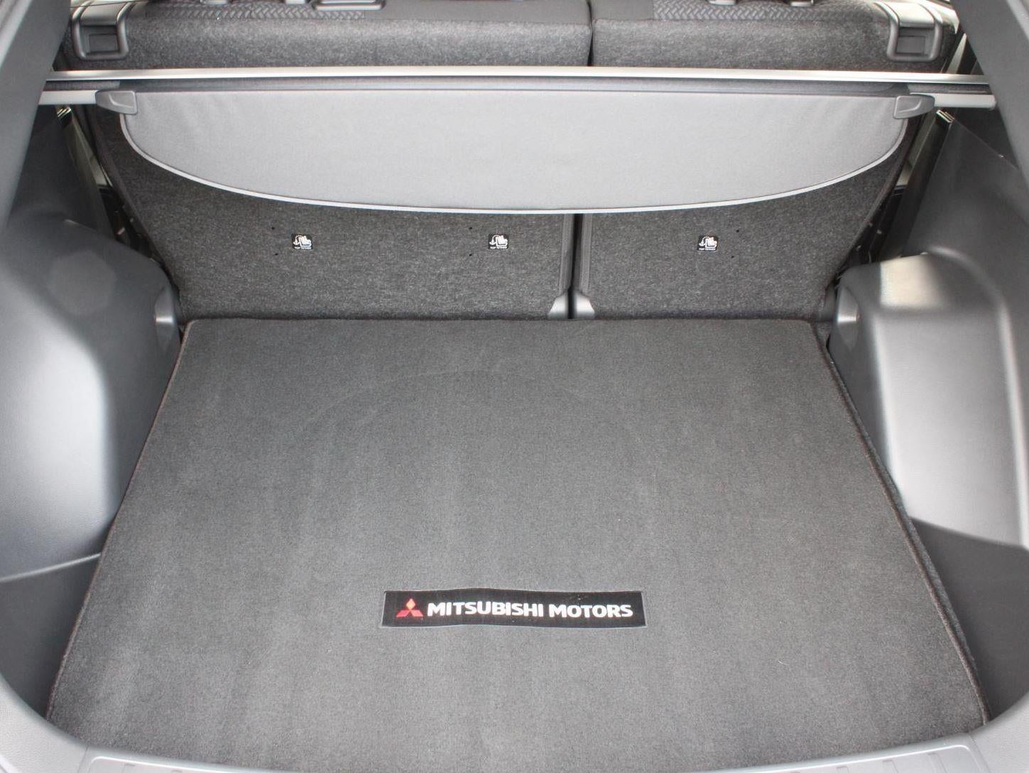 2025 Mitsubishi Eclipse Cross LE