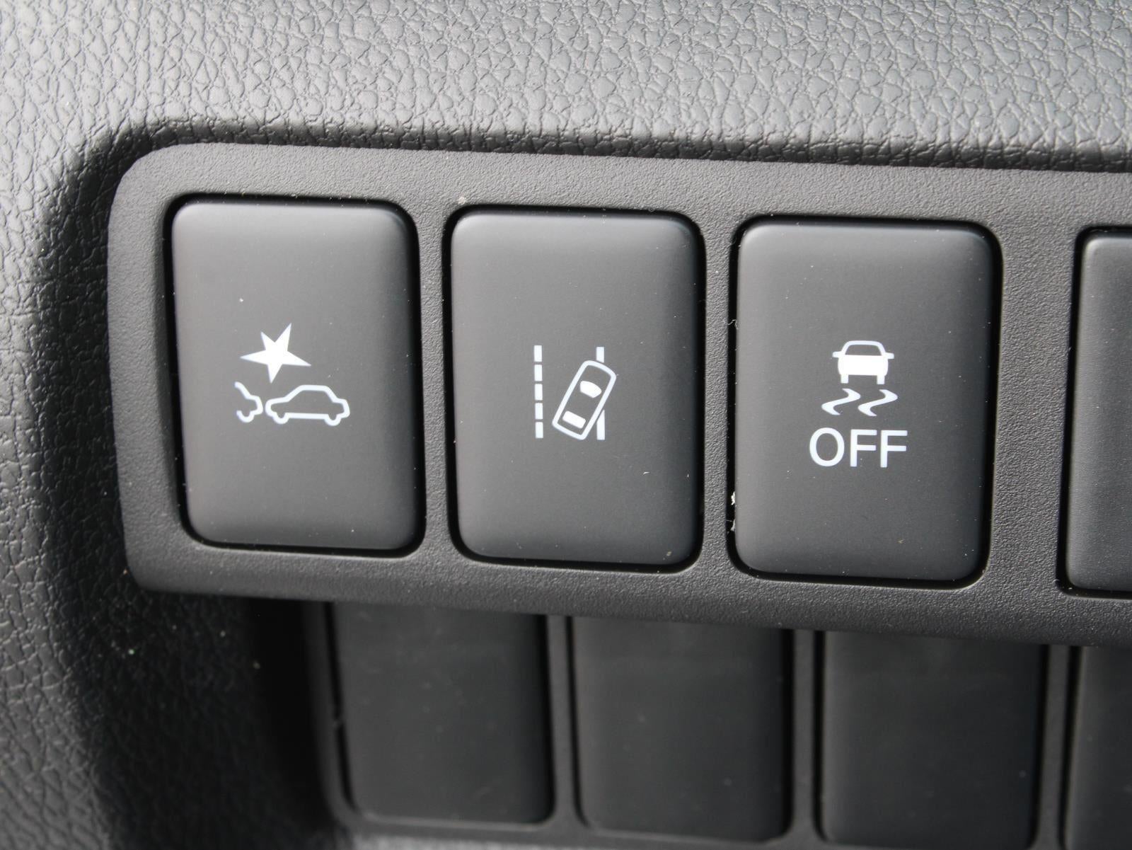 2025 Mitsubishi Eclipse Cross LE