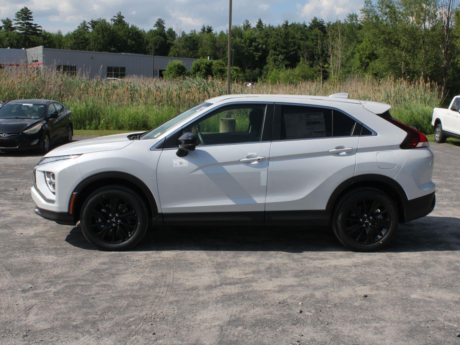 2026 Mitsubishi Eclipse Cross LE