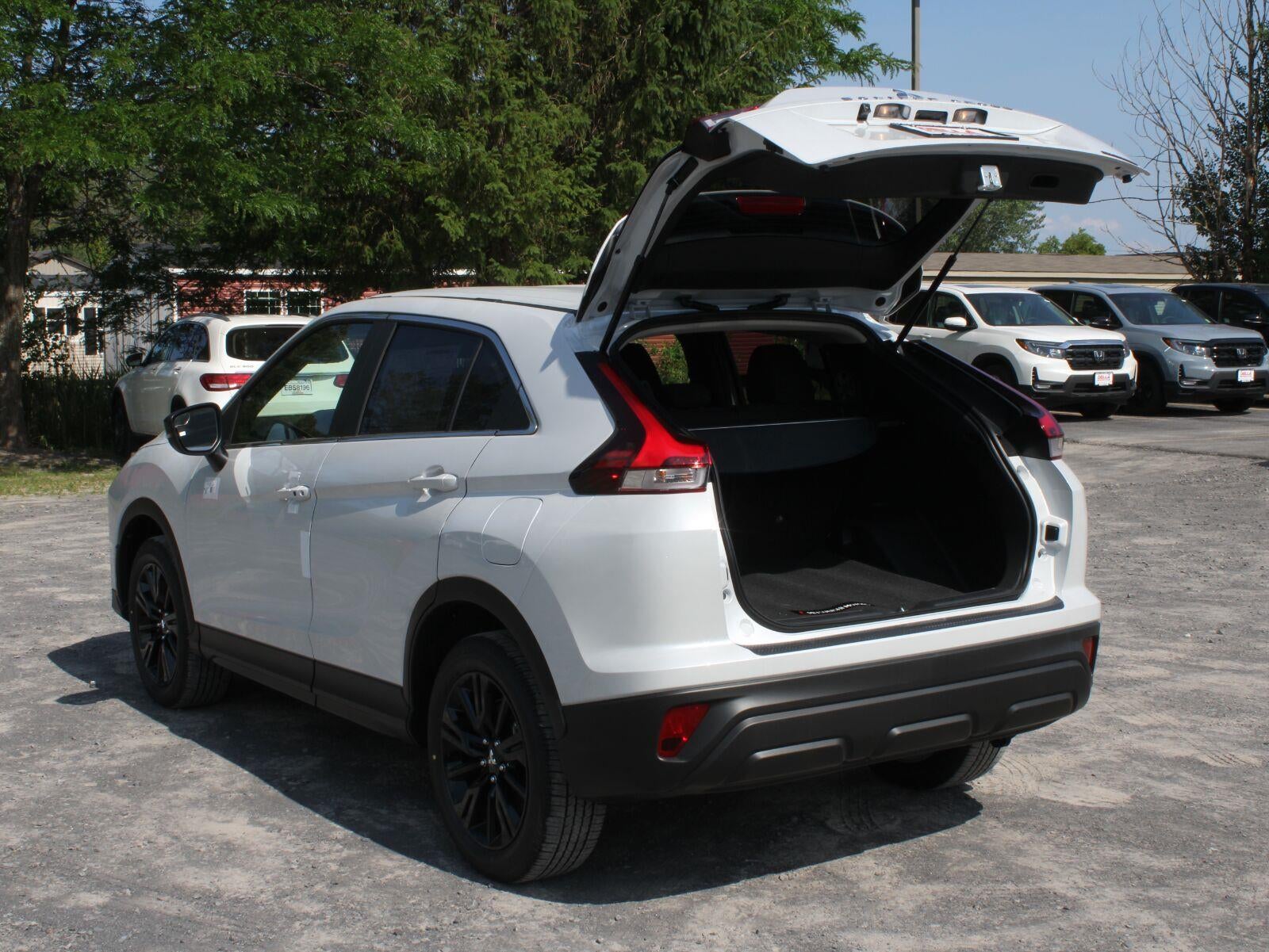 2026 Mitsubishi Eclipse Cross LE