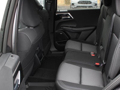 2026 Mitsubishi Outlander ES