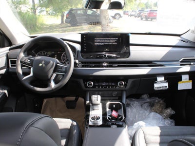 2025 Mitsubishi Outlander Trail Edition