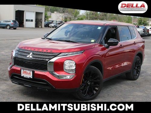 2024 Mitsubishi Outlander SE Black Edition w/Pano Roof
