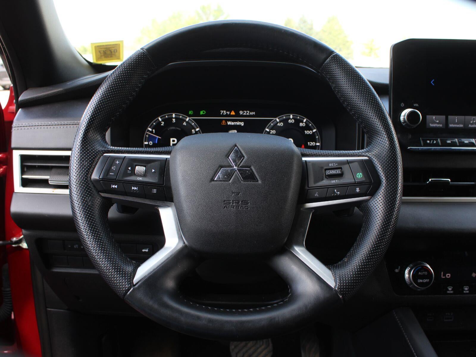 2024 Mitsubishi Outlander SE Black Edition w/Pano Roof