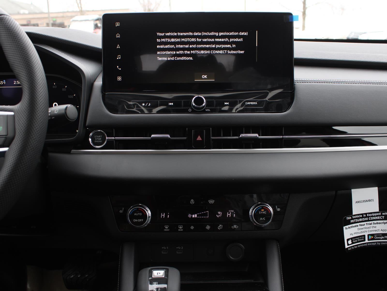 2026 Mitsubishi Outlander SE