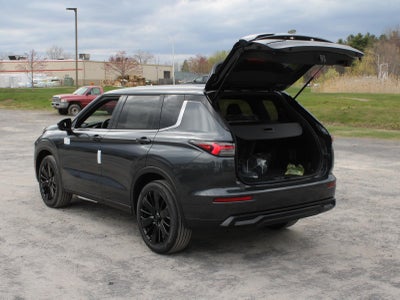 2026 Mitsubishi Outlander LE
