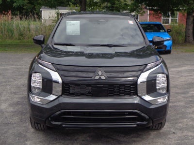 2026 Mitsubishi Outlander LE