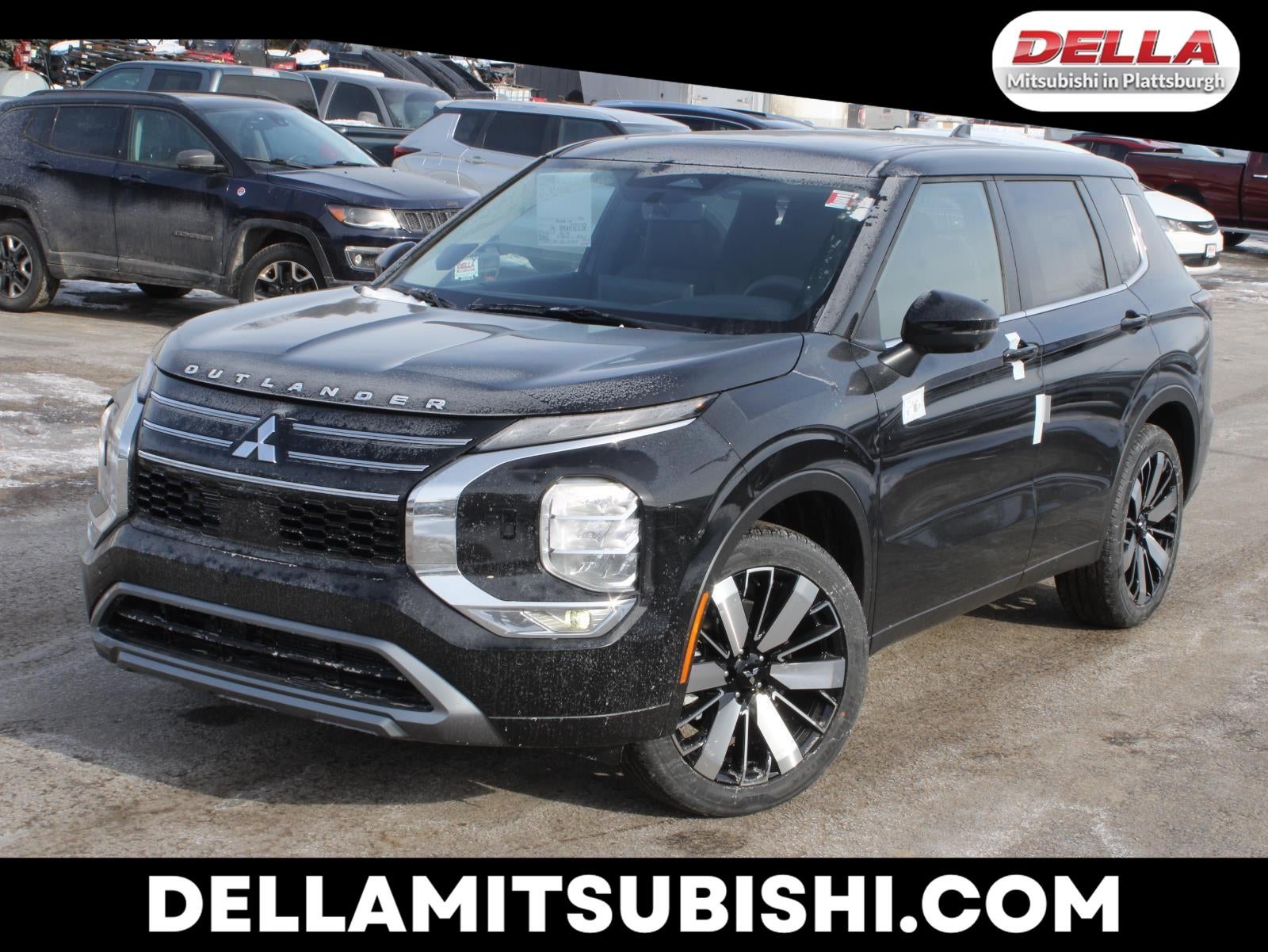 2026 Mitsubishi Outlander SE