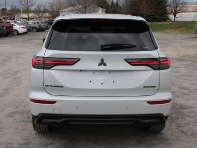 2026 Mitsubishi Outlander LE