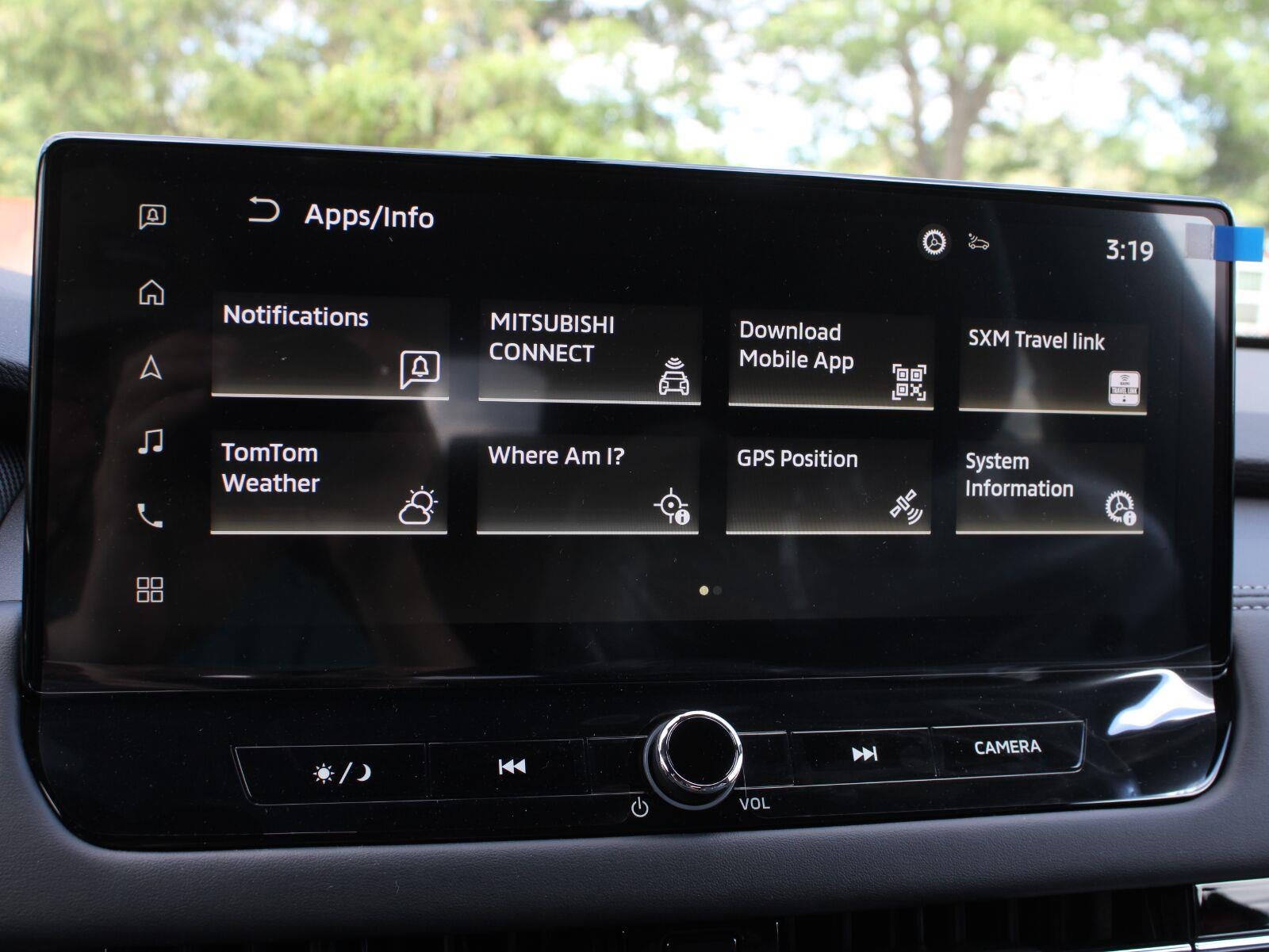 2026 Mitsubishi Outlander LE